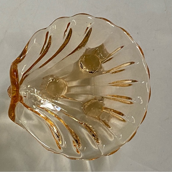 Vintage Shell Glass Trinket Dish Footed Peach Small Beach Ocean 3” EUC Jewelry - Picture 2 of 16